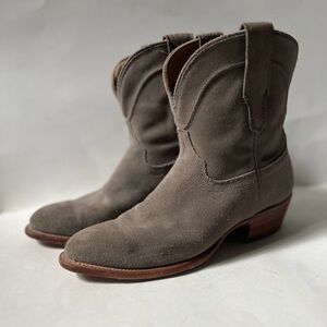 Tecovas “Penny” Genuine Suede Leather Gray Ankle Boot Cowgirl Western Paige